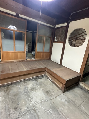 【玄関】 | 江井  倉庫付き古民家中古物件