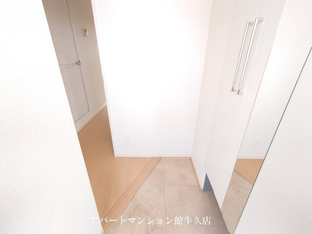 conifer(コニファー)の玄関