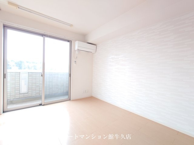 conifer(コニファー)の居間・リビング