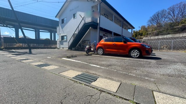 White Lotusの駐車場