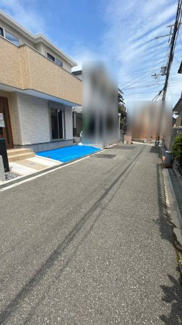 【前面道路含む現地写真】