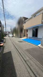 【前面道路含む現地写真】