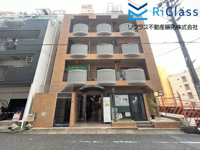 ダイヤパレス新神戸の外観|落ち着いた雰囲気の外観です