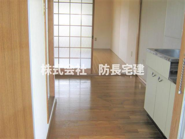 ハイツ宇佐川の洋室|コンパクトで使いやすい洋室です