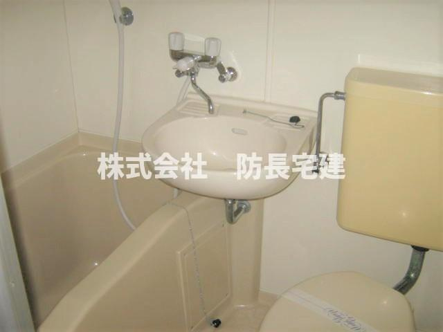 ハイツ宇佐川の浴室|お風呂です