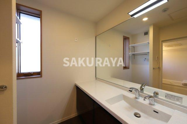 マストライフ足利の洗面所|現況と異なる場合がございます。