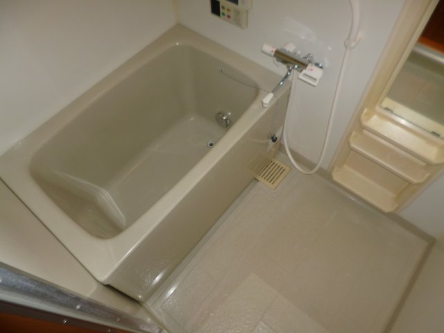 サンモールの浴室