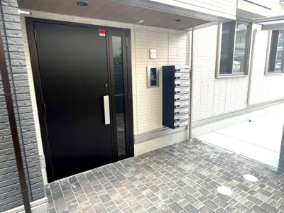 【エントランス】 | ラポール岡本