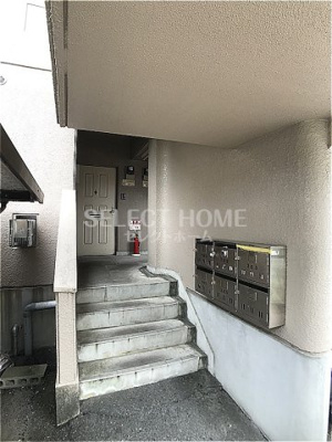 【エントランス】 | マンション加藤 | 清潔なエントランスです