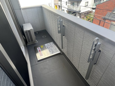 【バルコニー】 | ラポール岡本