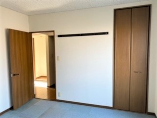 聖ソレアードの洋室