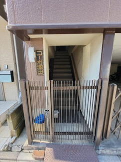 【エントランス】