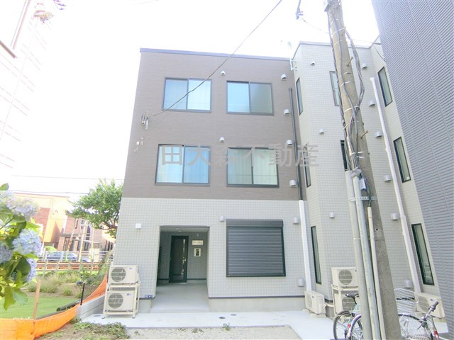 矢口渡新築アパートの外観