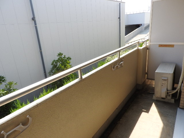 ロイヤルハイツ・すみよしのバルコニー|他のお部屋の参考写真となります。