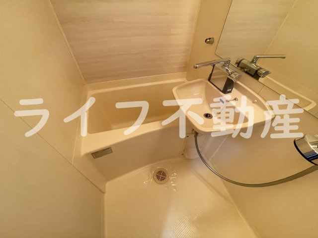 イマザキマンションエヌワンの浴室|ゆったり過ごせるお風呂です