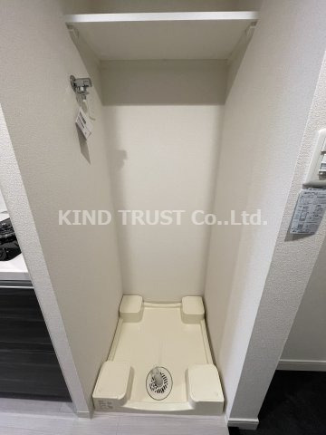 プレサンス天神橋筋六丁目ヴォワールの設備|室内洗濯機置き場です