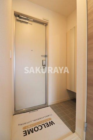 プレミアムの玄関|2021年撮影。現況と異なる場合がございます。