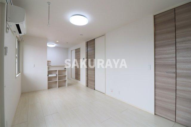 プレミアムの洋室|2021年撮影。現況と異なる場合がございます。