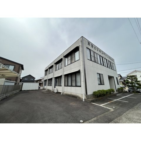 市橋5丁目倉庫付事務所の駐車場