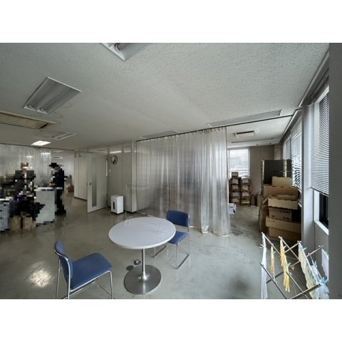 市橋5丁目倉庫付事務所の内装