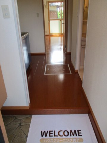 サンフラワー　　 刈谷市近郊の賃貸はクラスホームの玄関