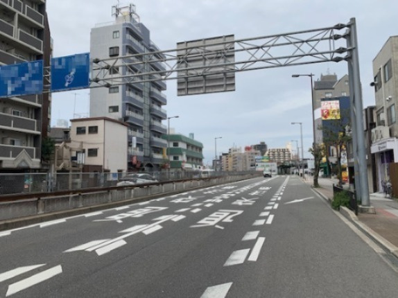 大阪市東住吉区杭全１丁目のビルの周辺