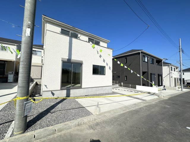 京阪「穴太」駅まで徒歩１１分◆土地広々４１坪◆収納豊富な４ＬＤＫ住宅◆リナージュ大津市坂本２２-１期の駐車場|駐車場