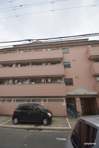 ロイヤル柴島　の駐車場