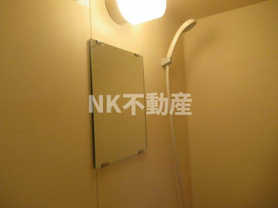 【浴室】 | ハイグレース長田（長田賃貸） | お風呂に鏡があります