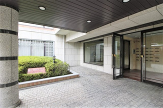 【エントランス】