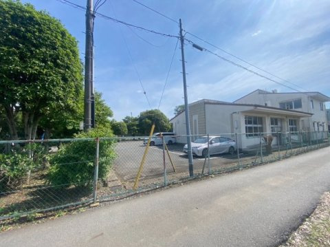 【前面道路含む現地写真】 | 東茨城郡城里町　《倉庫付き!!》中古戸建