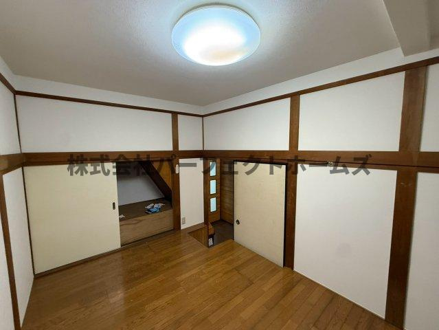 長尾元町7丁目戸建　賃貸の洋室|コンパクトで使いやすい洋室です