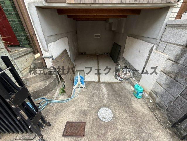 長尾元町7丁目戸建　賃貸の駐車場|駐車スペースもあります