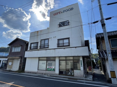 【外観】 | 中古戸建　由宇町南2丁目 | 前面道路含む現地写真です