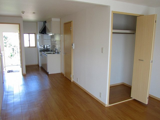 ボナール薬王寺 Ｂの収納|大きなものも収納できそうです