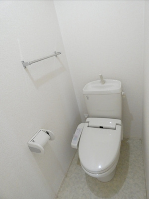 【トイレ】 | グランモアキワラ B棟 | ゆったりとした空間のトイレです