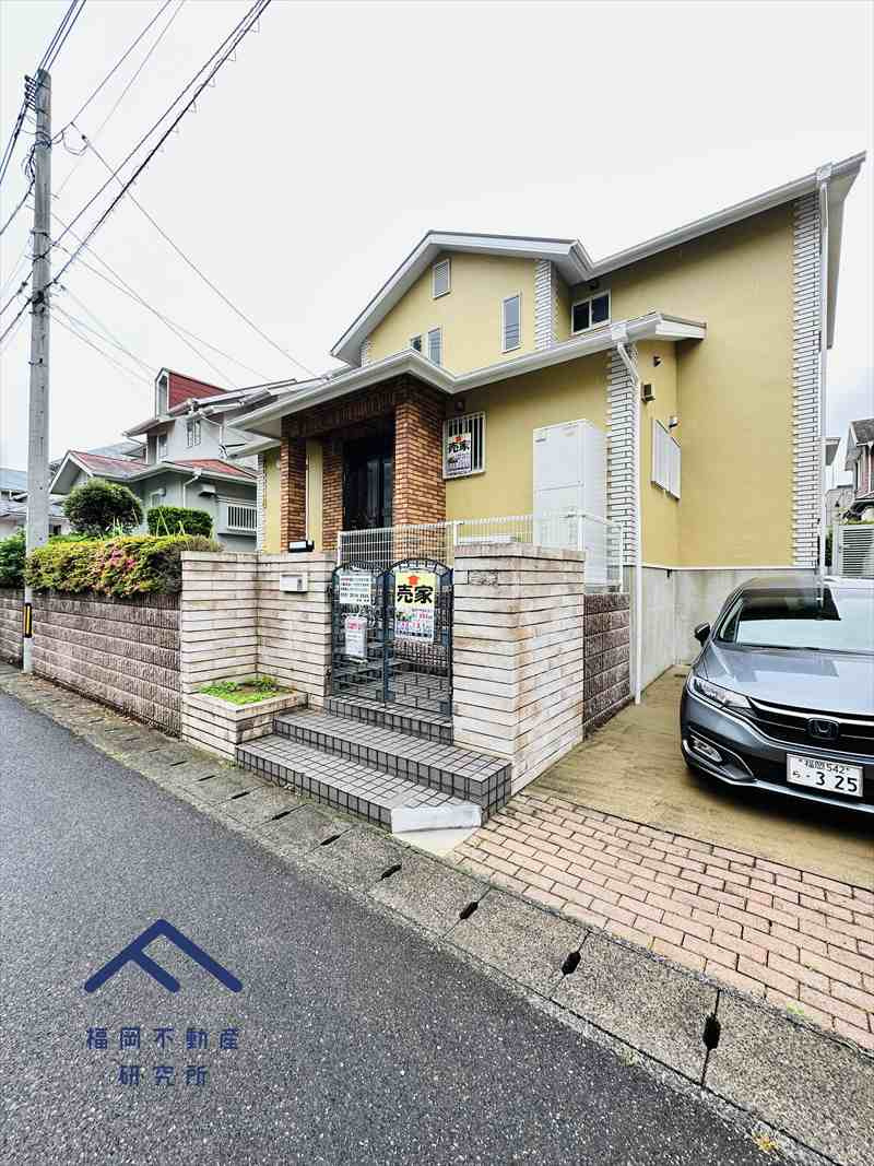 三養基郡基山町けやき台４丁目　戸建て