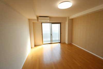 【居間・リビング】 | HR FRONT REGAL野江駅前