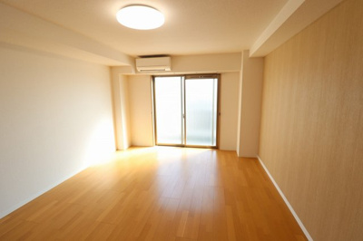 【居間・リビング】 | HR FRONT REGAL野江駅前