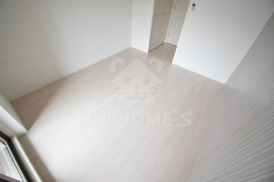 【洋室】 | SERENiTE福島scelto | 明るい洋室です