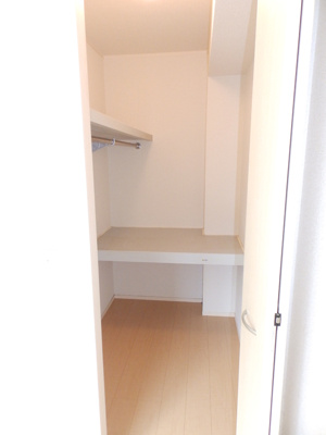 【収納】 | コンフォートヴィラ 弐番館 | 小物を収納するのに便利です