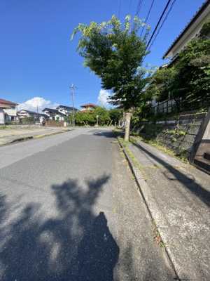 【前面道路含む現地写真】 | 八幡台七丁目戸建