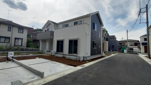 Kolet岩槻11の駐車場|カースペースがあります