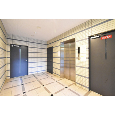 【ロビー】 | ビスタ江坂南 | 使いやすいリビングです