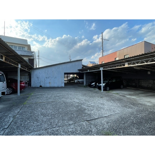 羽島郡笠松町司町の駐車場の駐車場