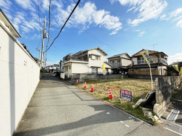 加古郡稲美町六分一　売土地の前面道路含む現地写真|前面道路（11月26日撮影）