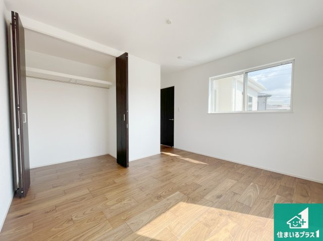 明石市藤江　第６期　未入居の洋室|収納スペースが充実しているので子供の成長に合わせてたくさん収納ができます！家族構成に合わせた様々な活用ができる収納！