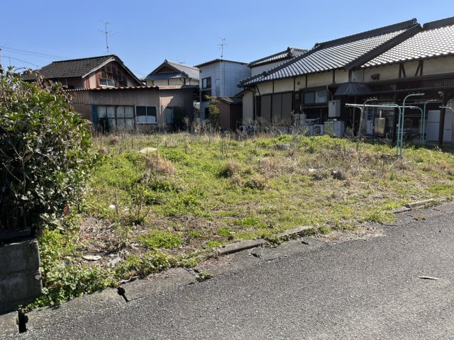 古閑中町土地の前面道路含む現地写真