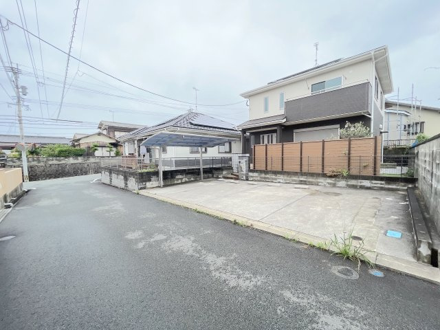 福間南５丁目戸建の前面道路含む現地写真