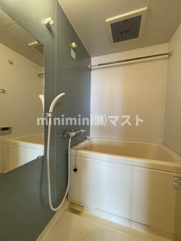 エスレジデンス谷町九丁目の浴室